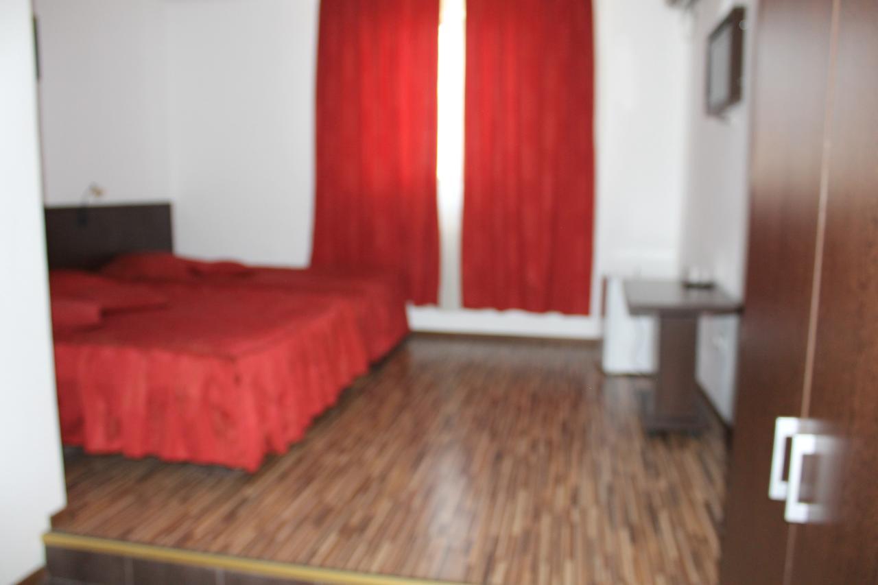 Motel Cargo Tandarei Habitación foto